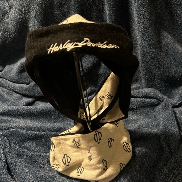 Reversible Harley-Davidson scarf - Picture 1 of 3